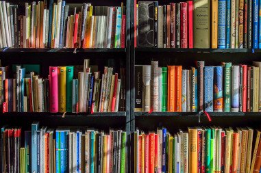 Bücher.jpg